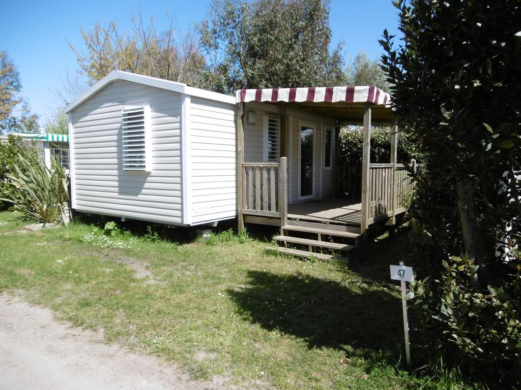 Camping Antioche D'Oléron La Brée-les-Bains Esterno foto