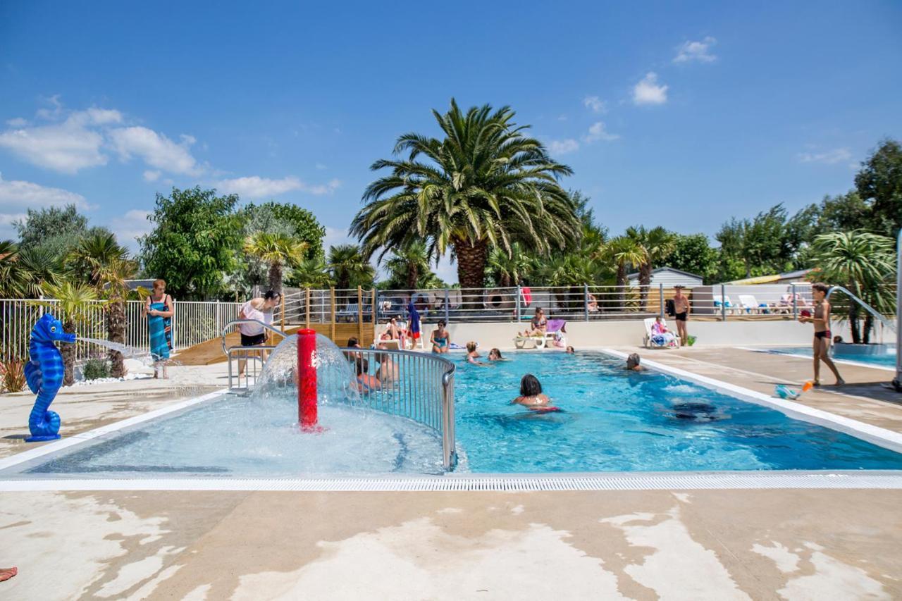 Camping Antioche D'Oléron La Brée-les-Bains Esterno foto